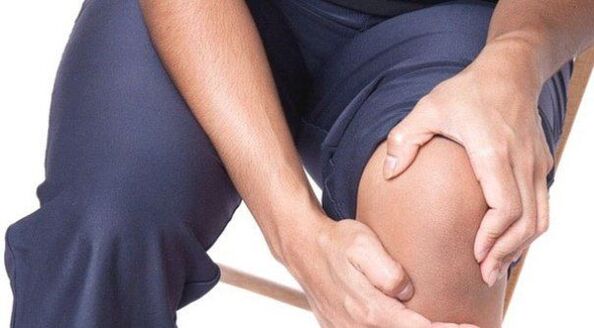 Gonartróza sprevádzaná bolesťou v kolennom kĺbe