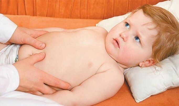 Dieťa sa obáva bolesti v bedrovom kĺbe spôsobenej epifyziolýzou